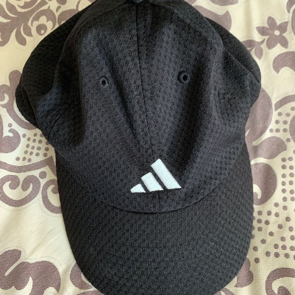 ADIDAS Baseball Cap Black White logo - Picture 1 of 6